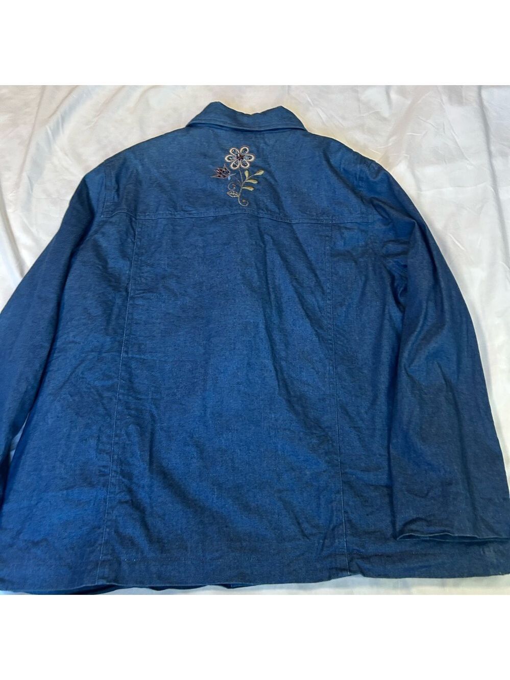 Alfred Dunner Chambray Denim Jacket 16W Blue Floral Embroidered Hippie Cottage - Picture 15 of 15